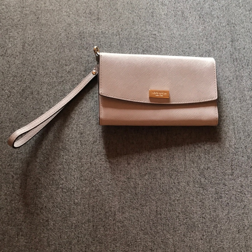 Blush coloured Kate spade wristlet